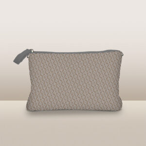 Earl's Teatime-Otter